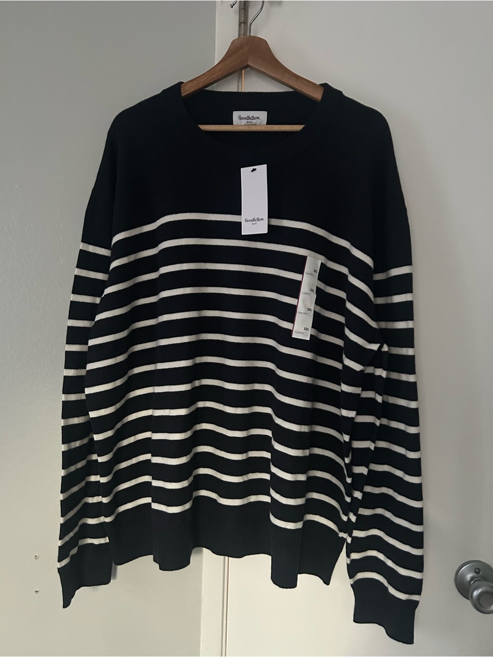 Goodfellow & Co Navy and White Striped Men's Sweater